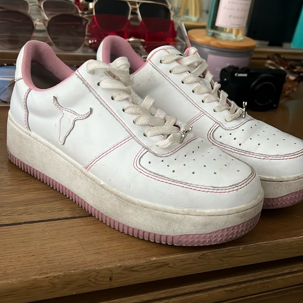 Windsor smith pink and white sneakers!